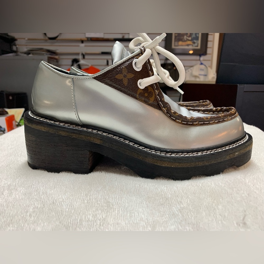 Louis Vuitton Beaubourg Silver Monogram Platform Derby Shoes